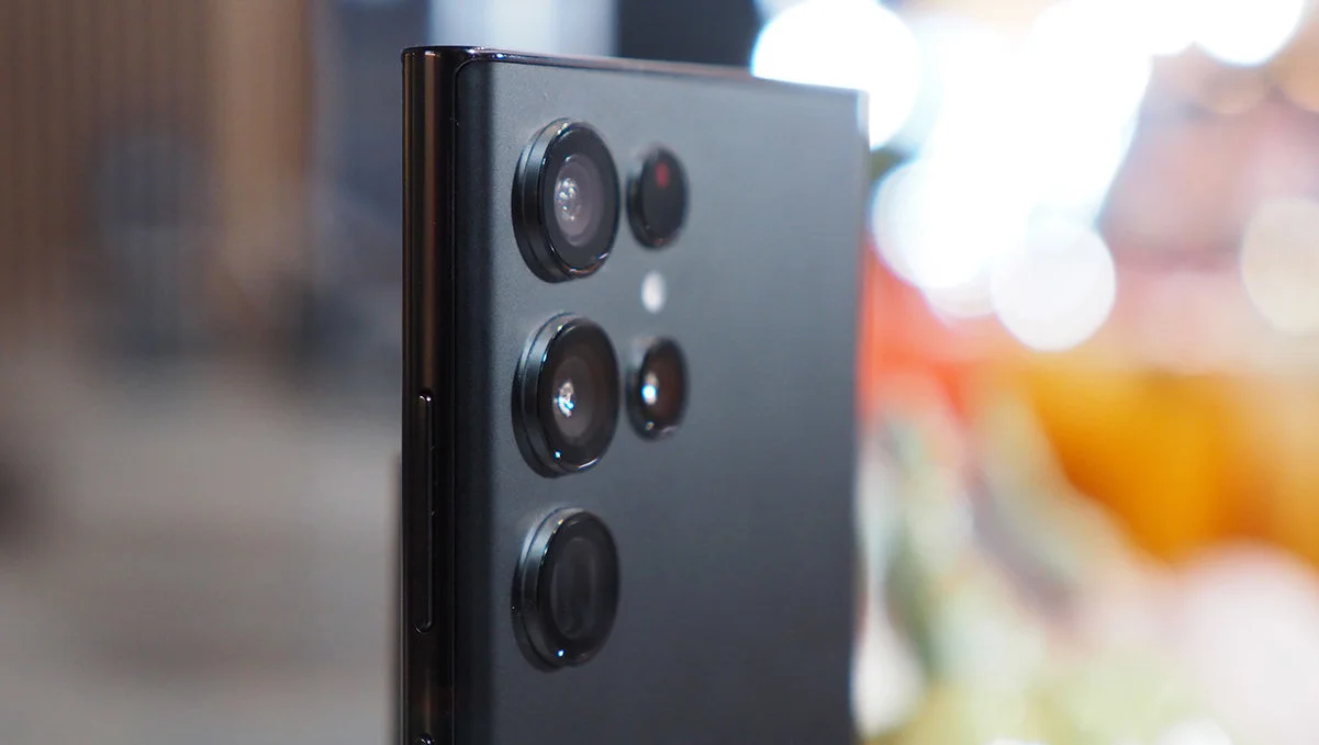 Samsung Galaxy S23 помітив у відомому орієнтирі 