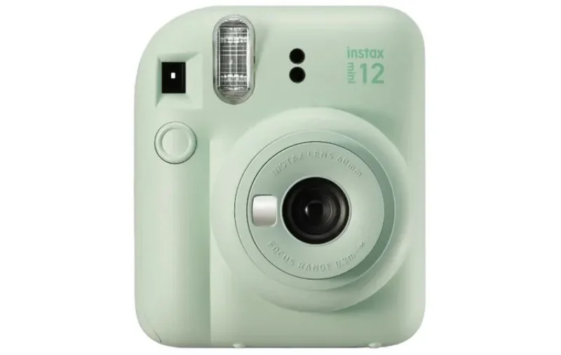 Fujifilm представив нову модель лінійки миттєвих друкарських камер Instax mini 12