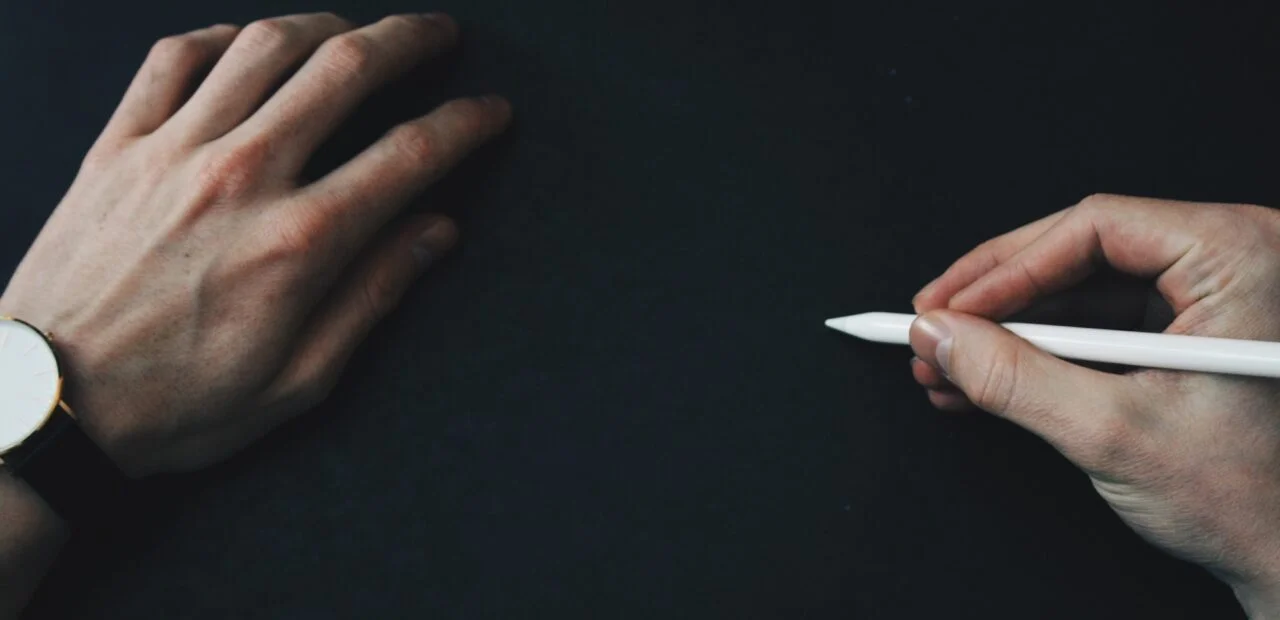 У Китаї вони винайшли ручку, яка могла писати в ефірі 