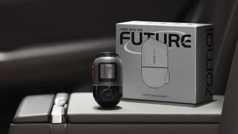 Фірма 70MAI представила відеореєстратор з поворотною камерою